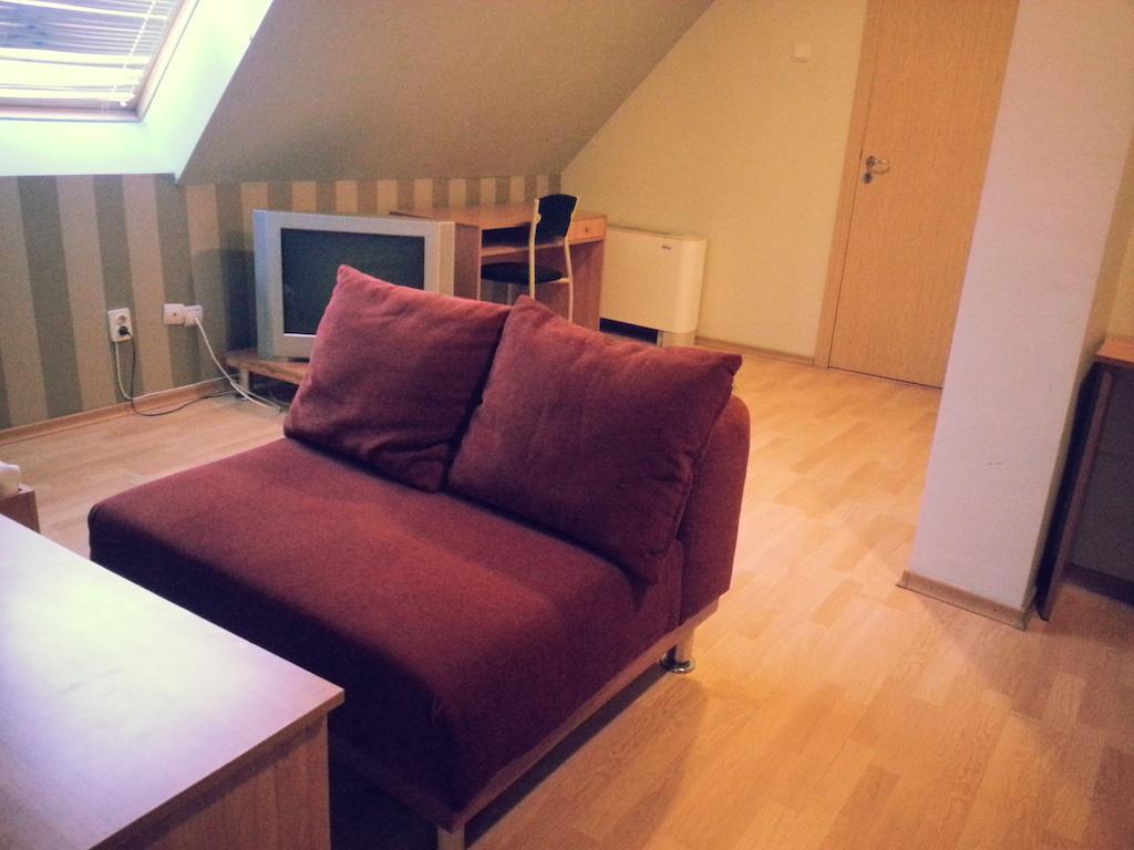 Family Hotel Kredo Sliven ภายนอก รูปภาพ
